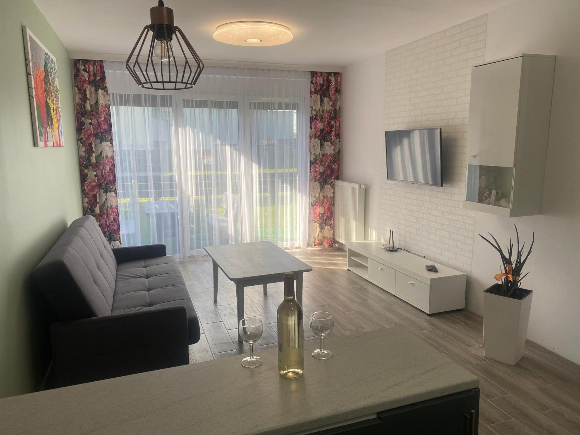 1 Tyskie Apartamenty Z Ogrodkiem Тихи Екстер'єр фото