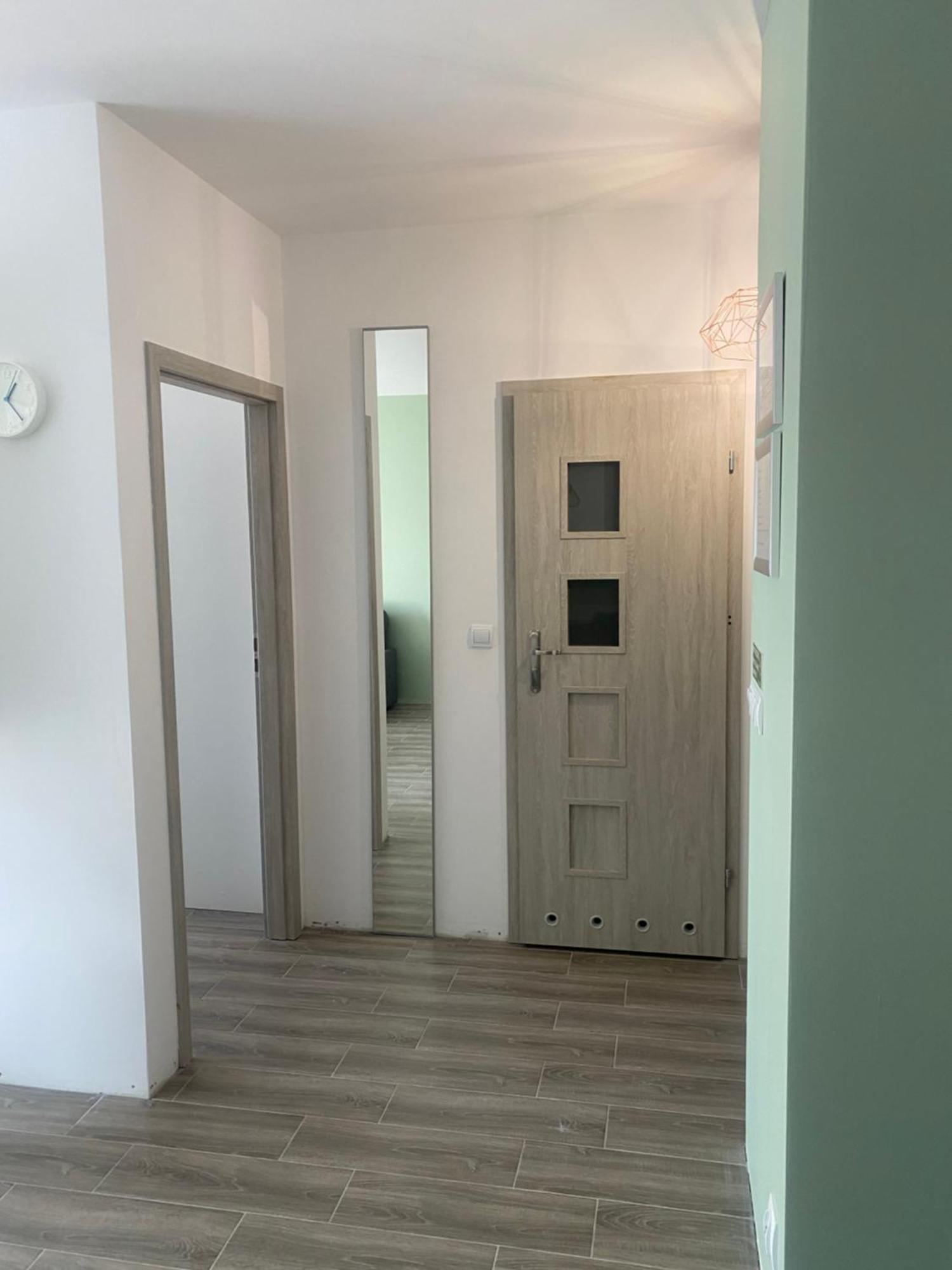 1 Tyskie Apartamenty Z Ogrodkiem Тихи Екстер'єр фото